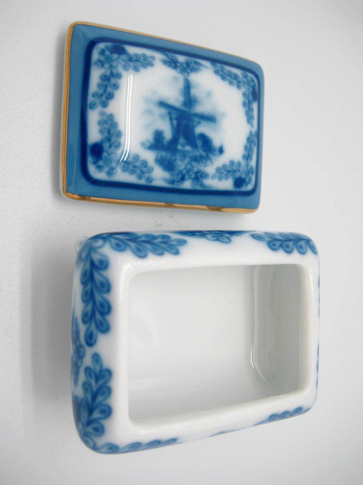 Mini Victorian Antique Square Jewelry Box Delft Blue