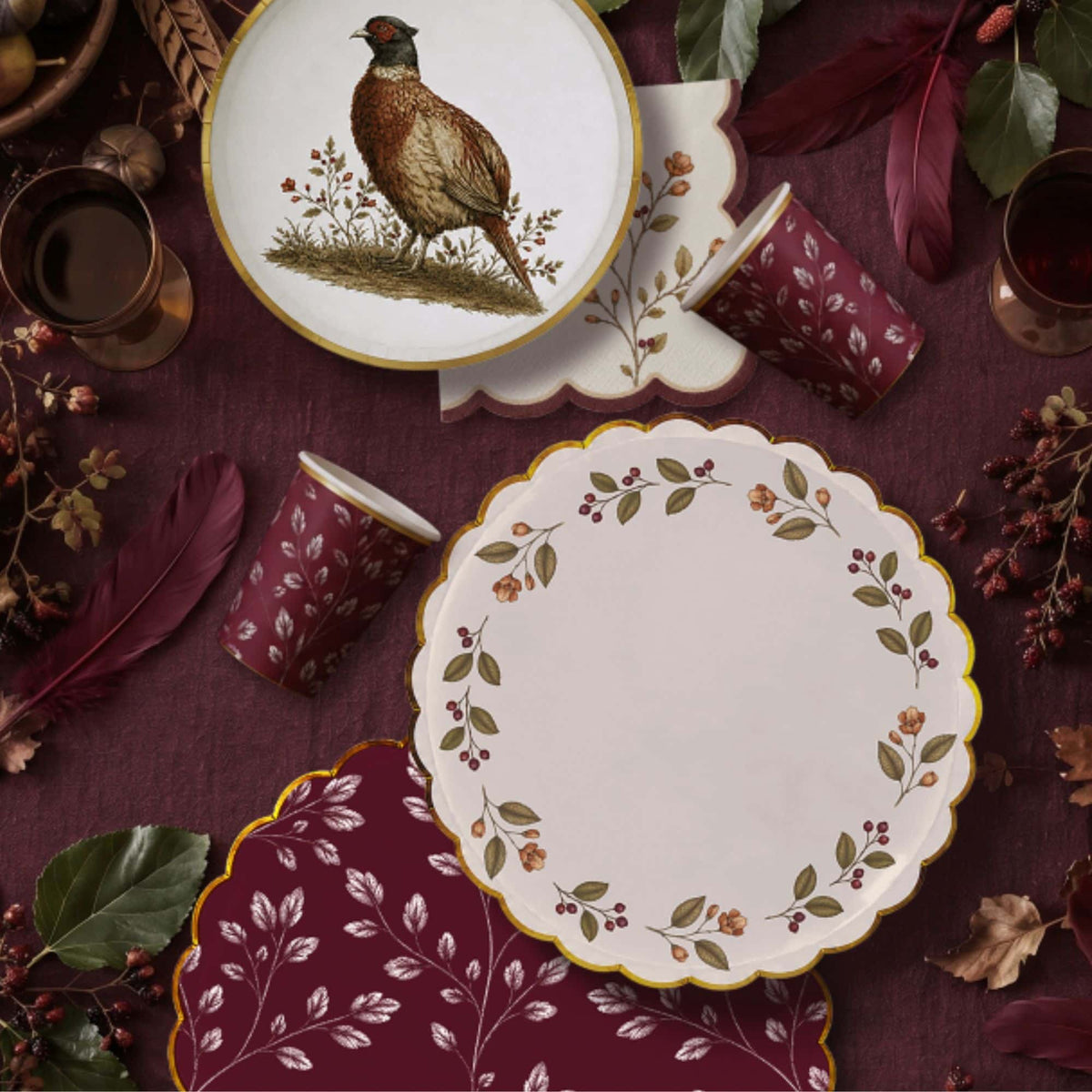 Mulberry Wreath 8" Small Plate