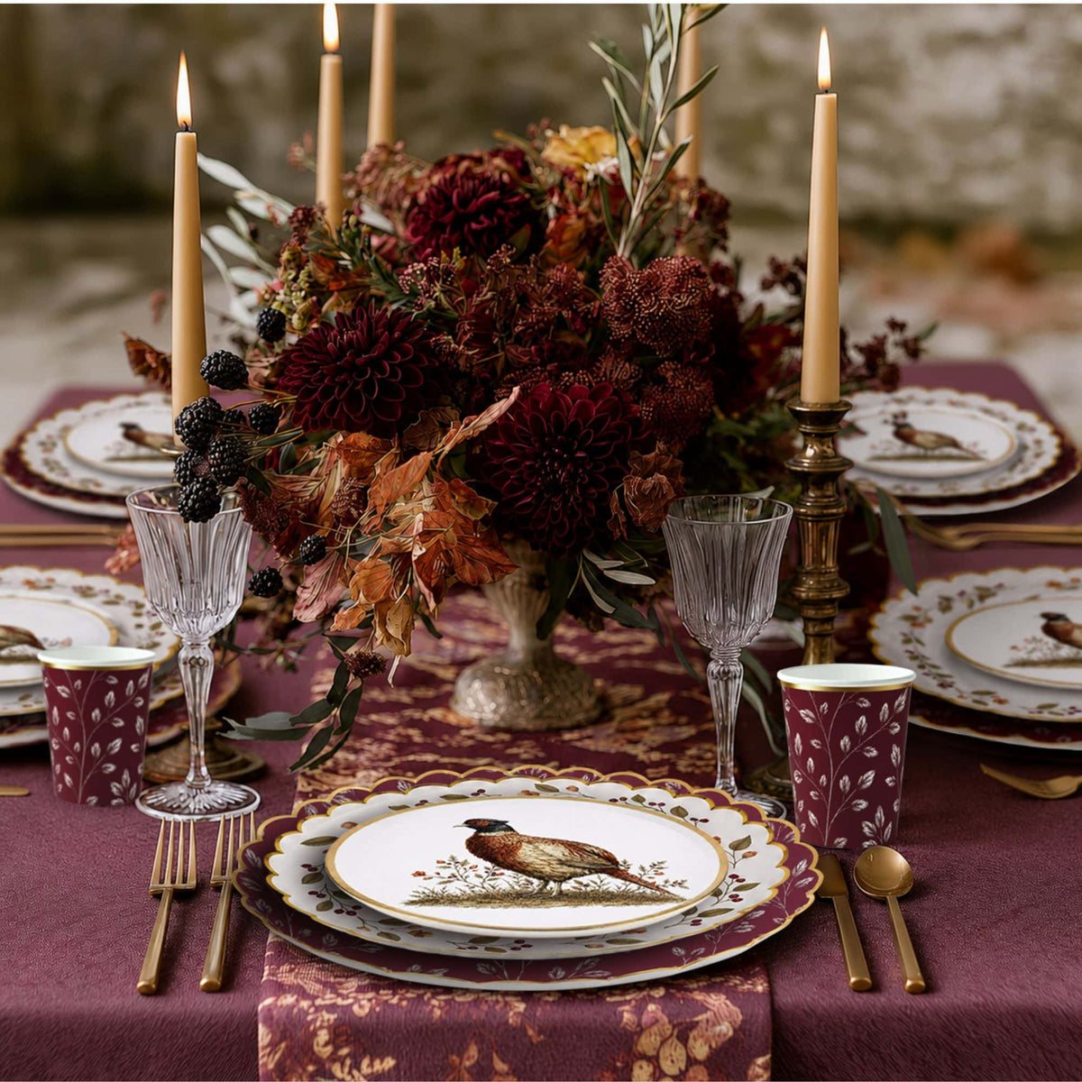 Mulberry Wreath 8" Small Plate