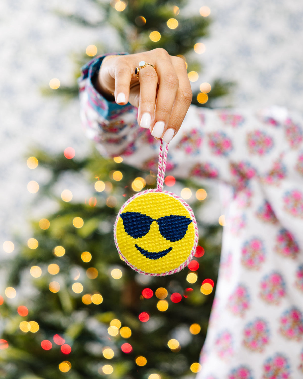 Needlepoint Icon Ornament - Cool Sunglass