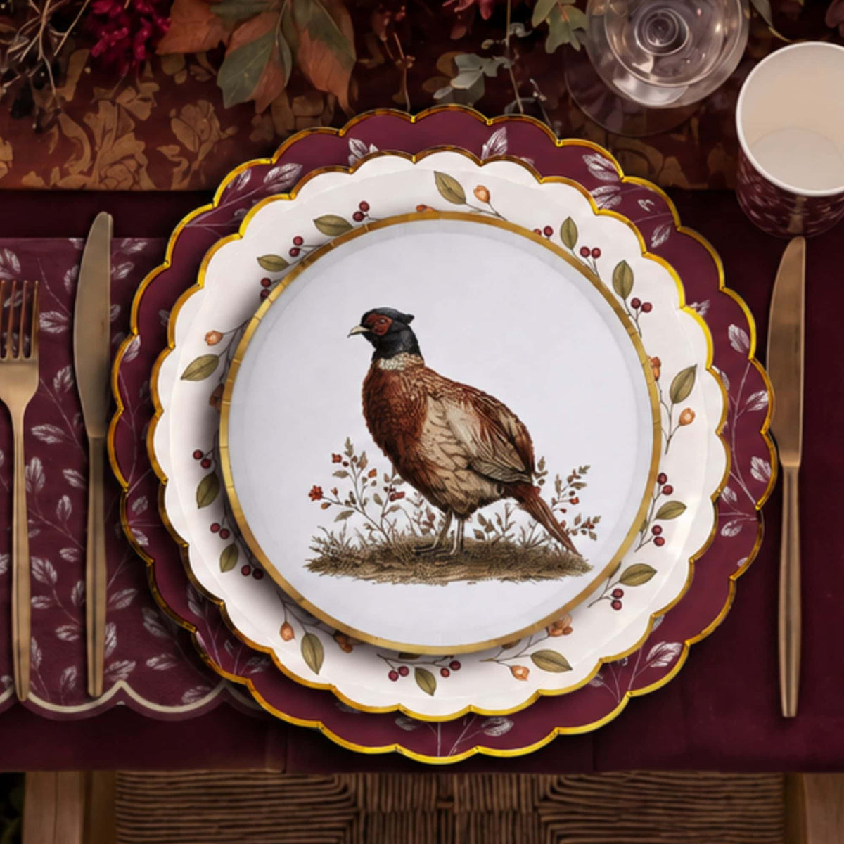 Mulberry Wreath 8" Small Plate